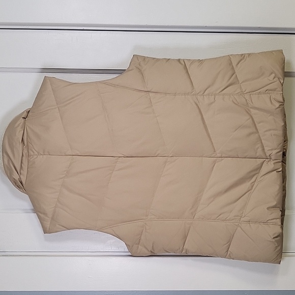 Banana Republic Down filled Puffer vest - Picture 7 of 11